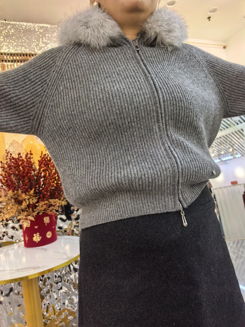 秋冬新款毛领连帽宽松百搭针织开衫女时尚显瘦上衣