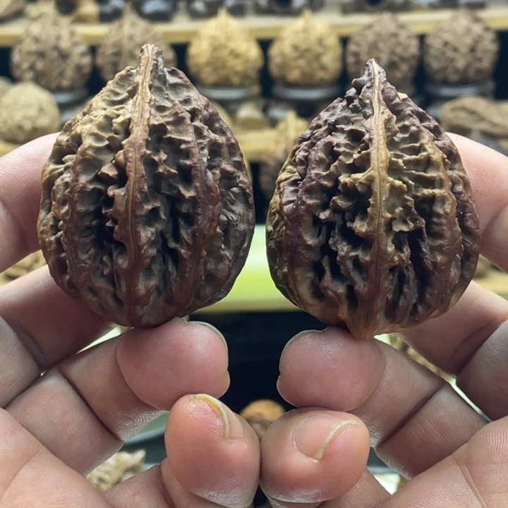 文玩核桃把件彩核桃36