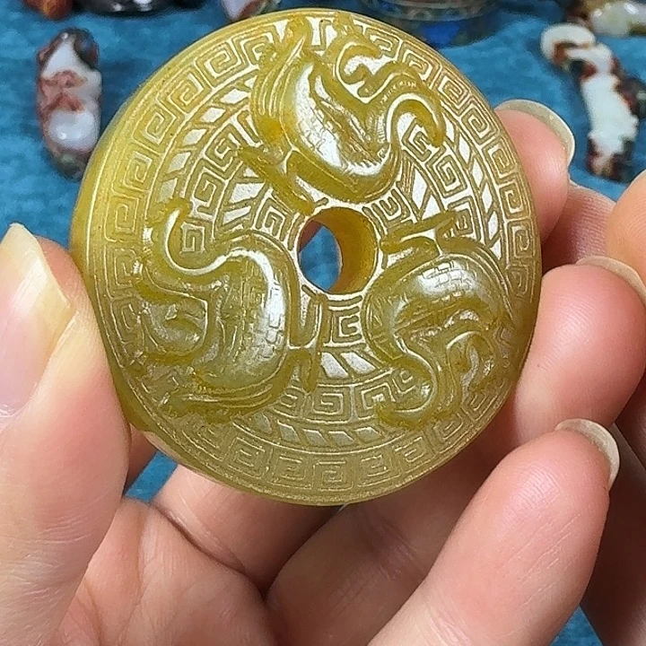 和田玉（糖玉）未镶嵌挂件