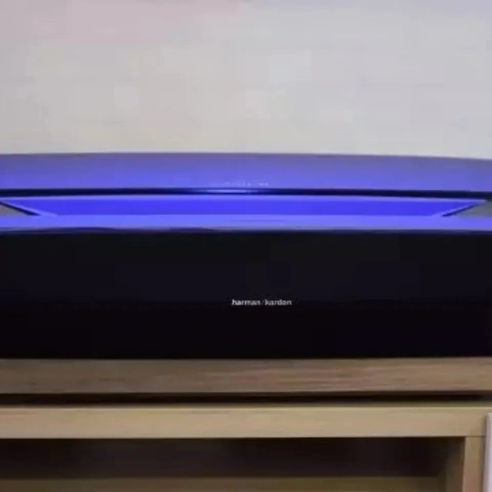 95新 XGIMI/极米 极米超短焦激光电视支持4k显卡语音遥控