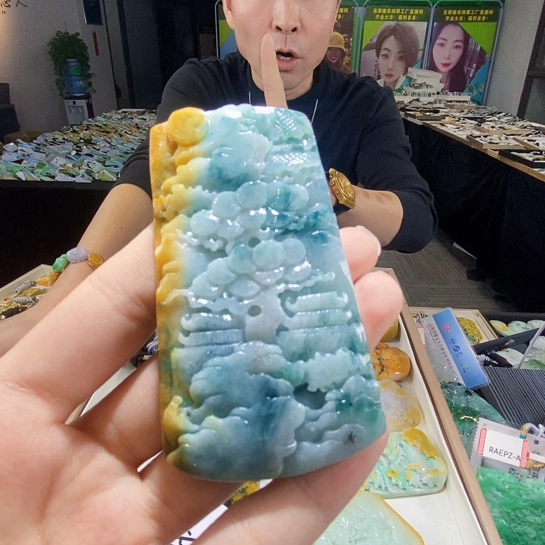 颈饰未镶嵌翡翠翡翠