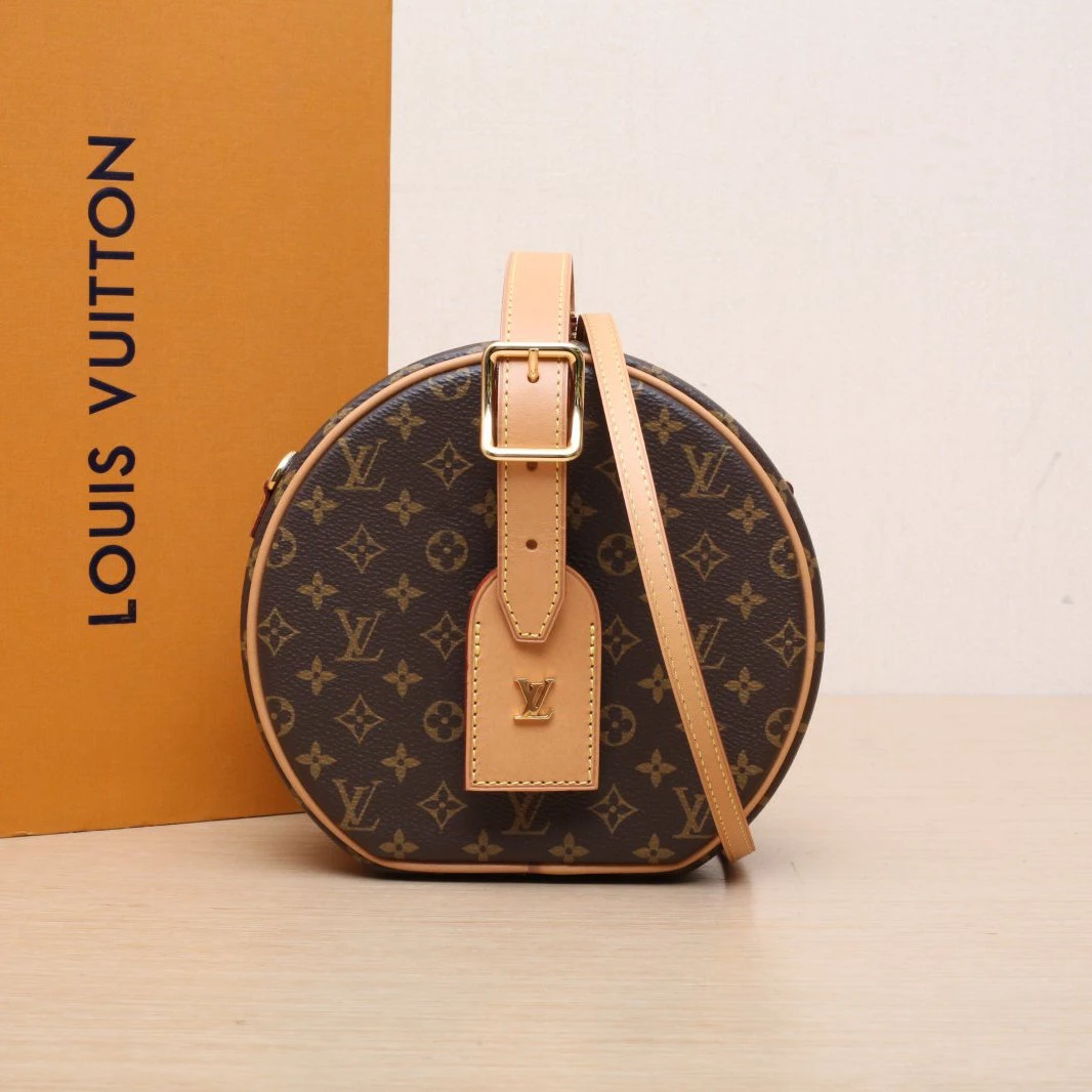 95新 LouisVuitton/路易威登 LV 硬圆饼中号17.5 老花