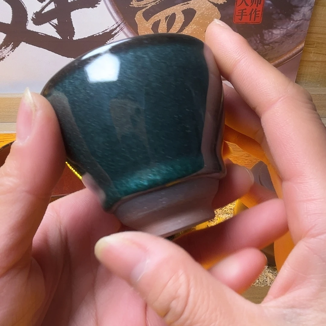 茶盏我是小猫啊哈喽