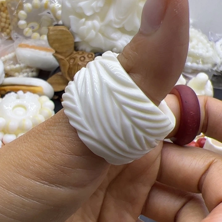 核桃手串/手链羽毛扳指