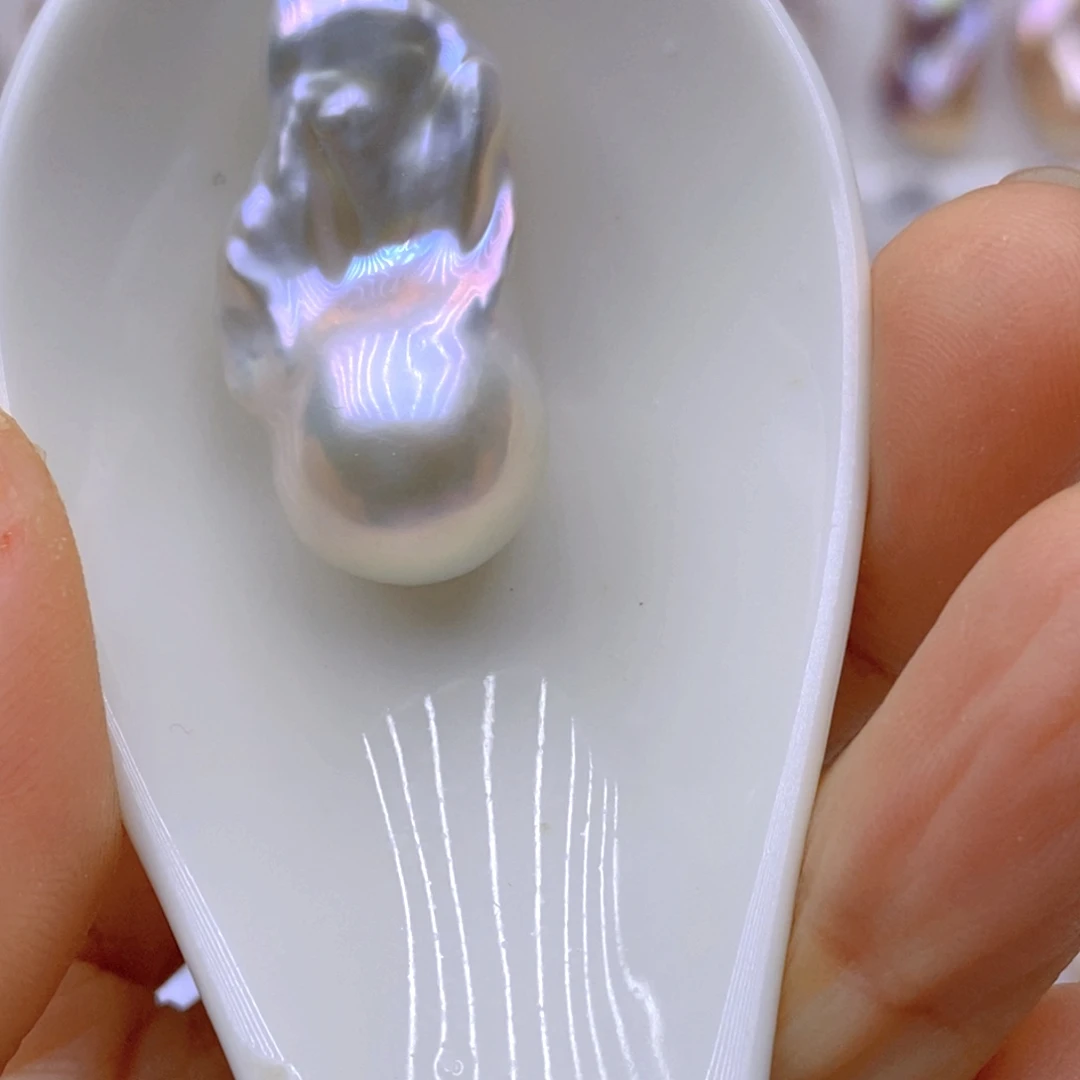 淡水珍珠颈饰未镶嵌