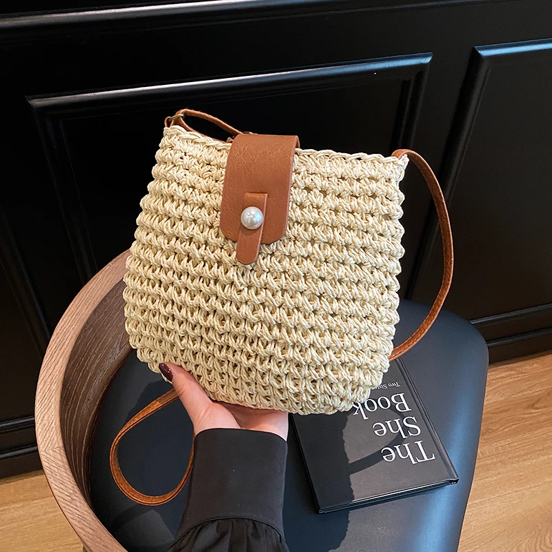 手机包新款女款草编手机专用小包斜挎小包夏天洋气百搭出门小挎包
