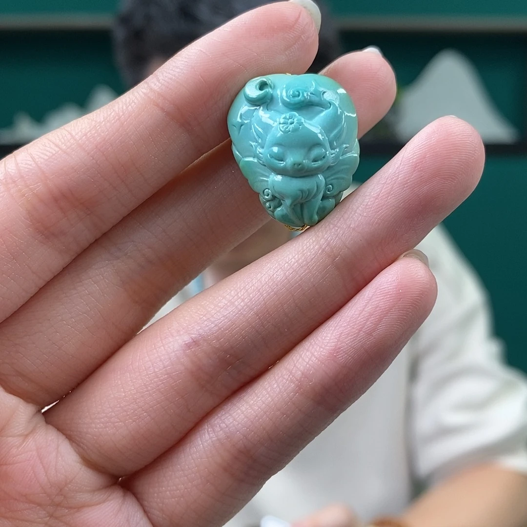 绿松石未镶嵌珠宝奇石
