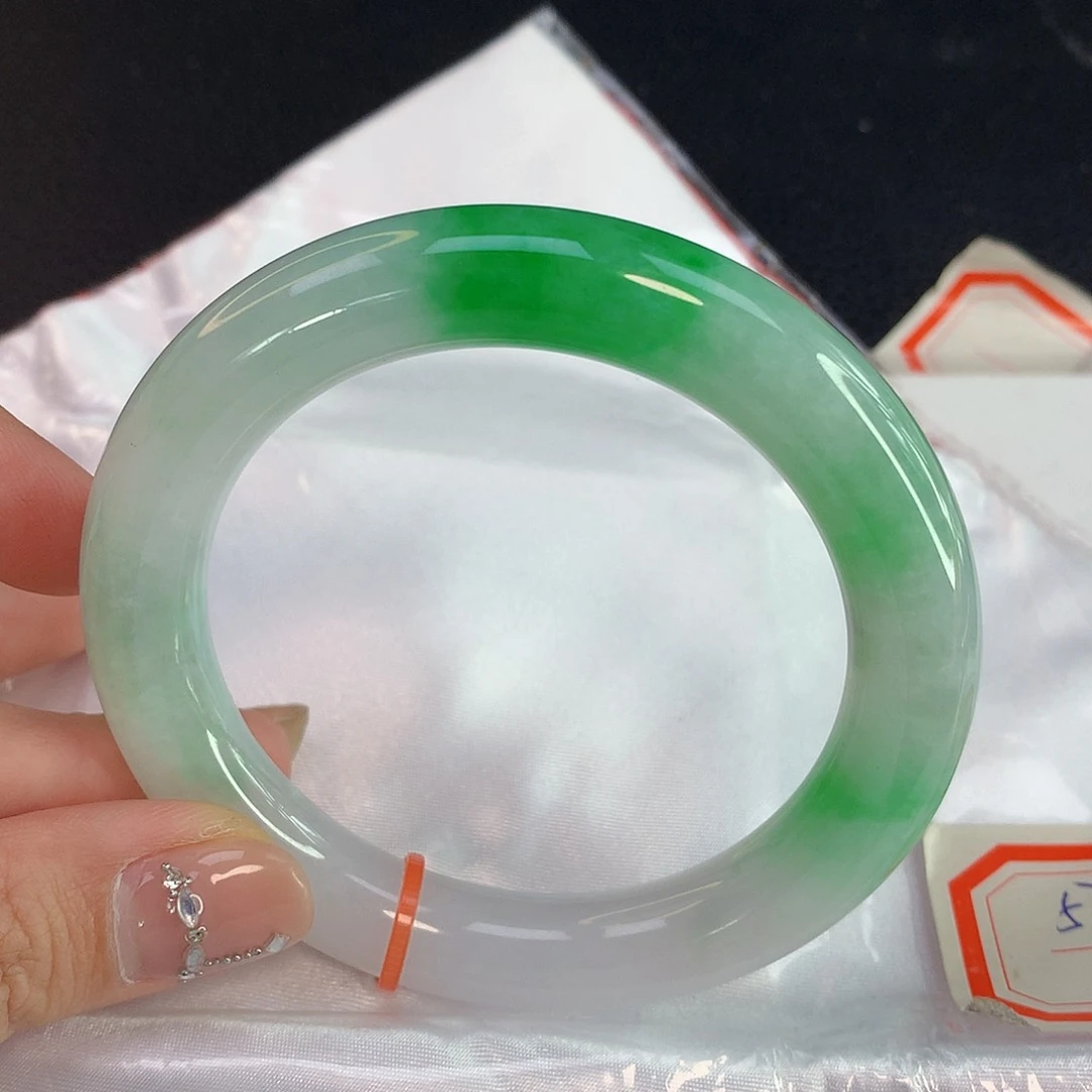 翡翠手镯未镶嵌天然A货翡翠049