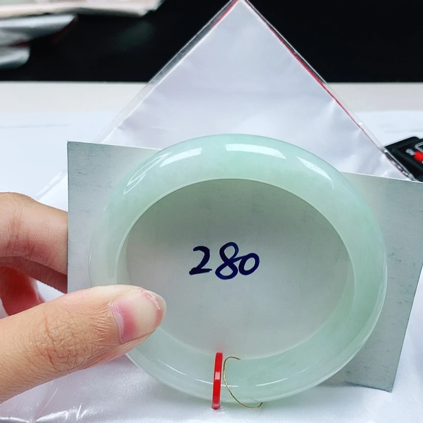 【闪购商品】翡翠手镯未镶嵌57圈
