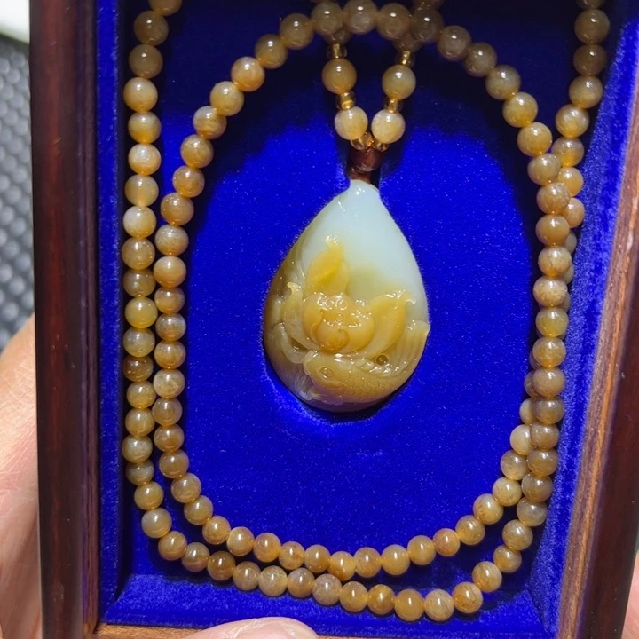 和田玉（糖玉）颈饰未镶嵌玲*