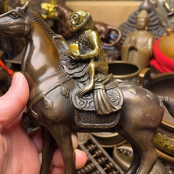 精美铜器批发档口