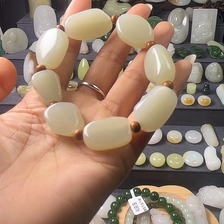 和田玉（黄玉）未镶嵌手链