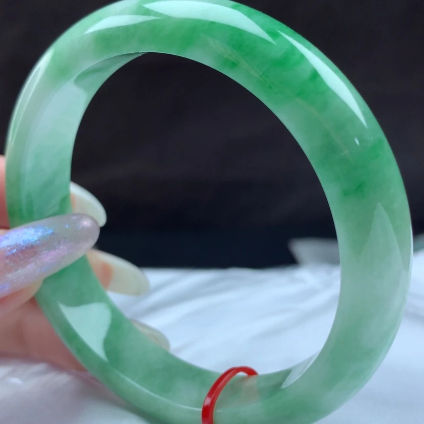 【闪购商品】翡翠手镯未镶嵌89080 ，