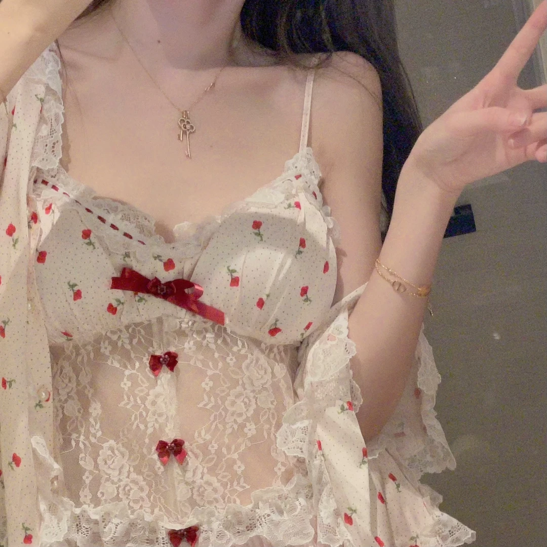 彭裳裳【少女玫瑰】女薄款春夏宫廷风蕾丝纯欲家居服轻奢夏季气质