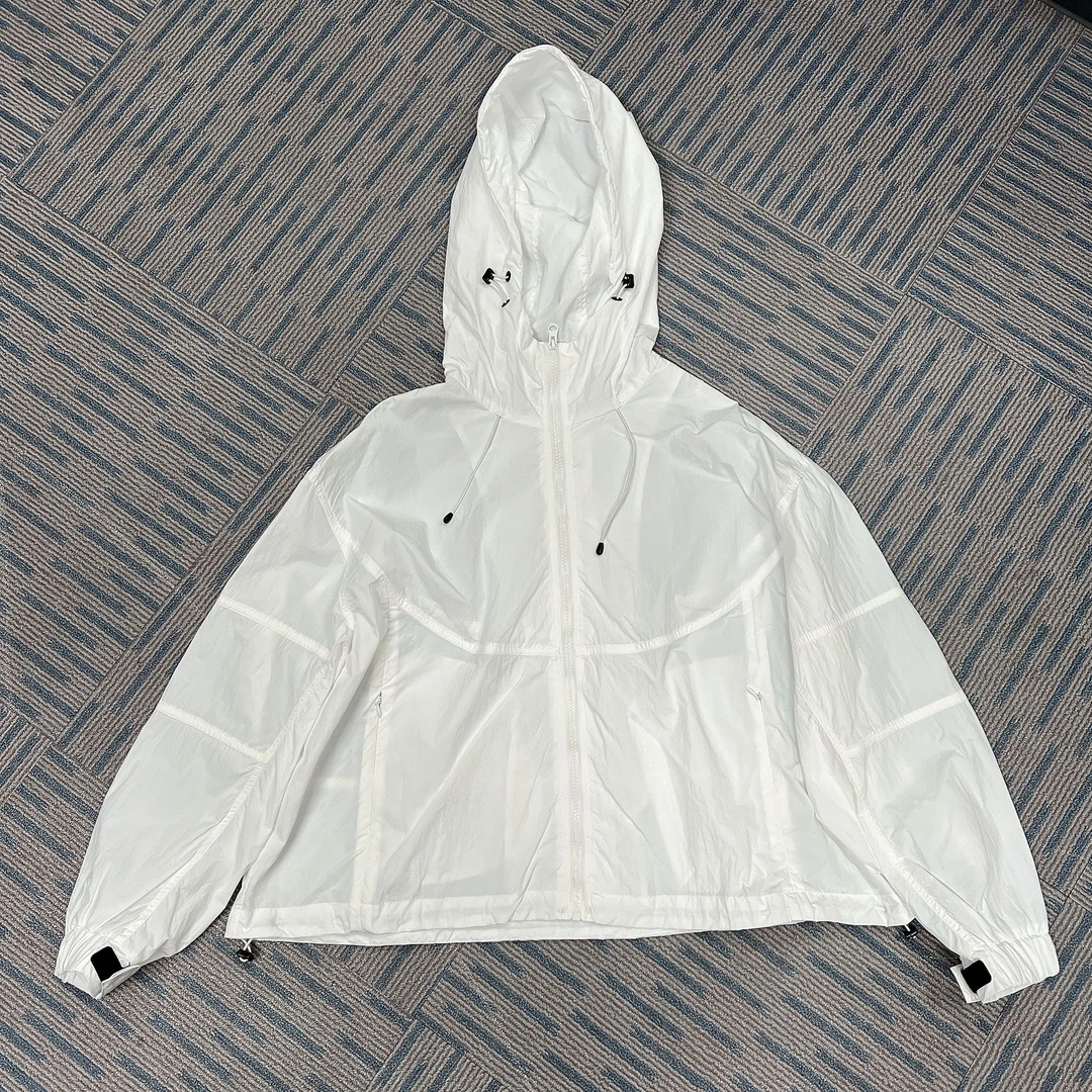 P796夏季新款时尚长袖连帽外套女士休闲户外防风透气防晒衣上衣薄