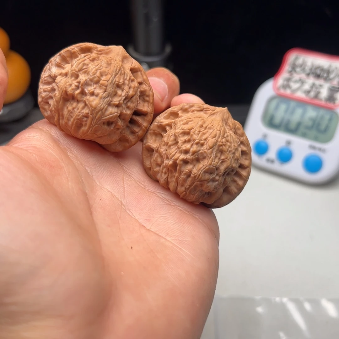 文玩核桃吊坠哈哈哈哈哈哈哈哈哈家