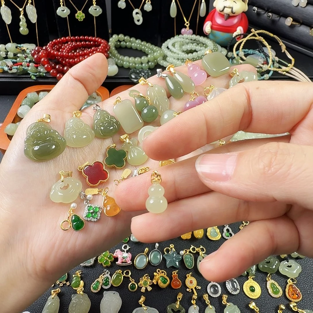 和田玉银S925镶嵌颈饰