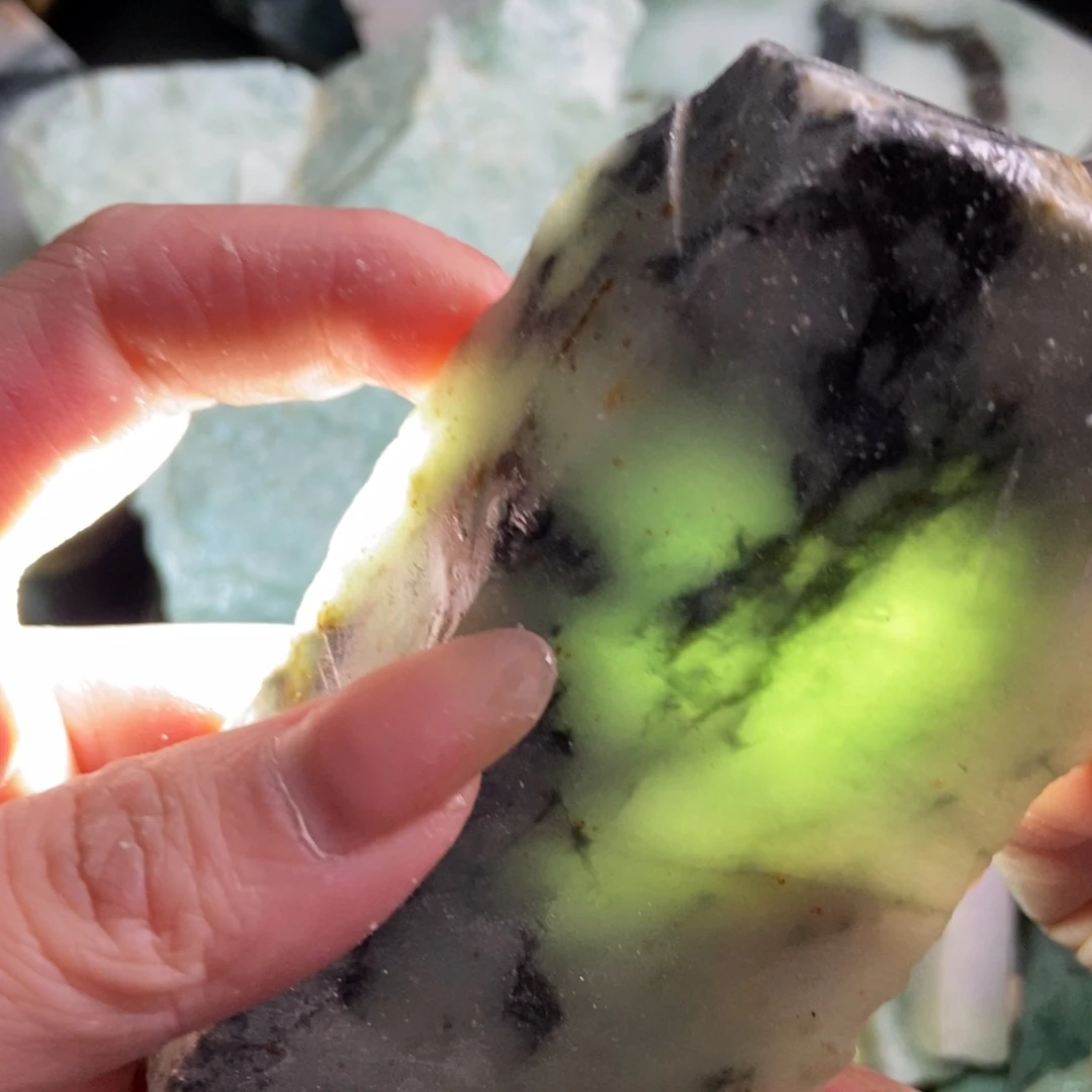 翡翠未镶嵌挂件天然翡翠