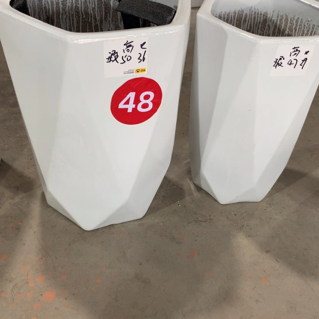 微瑕高温陶瓷花盆