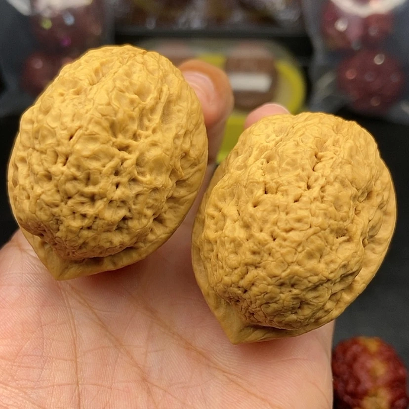 【闪购商品】把件文玩核桃42尺脑纹金蟾