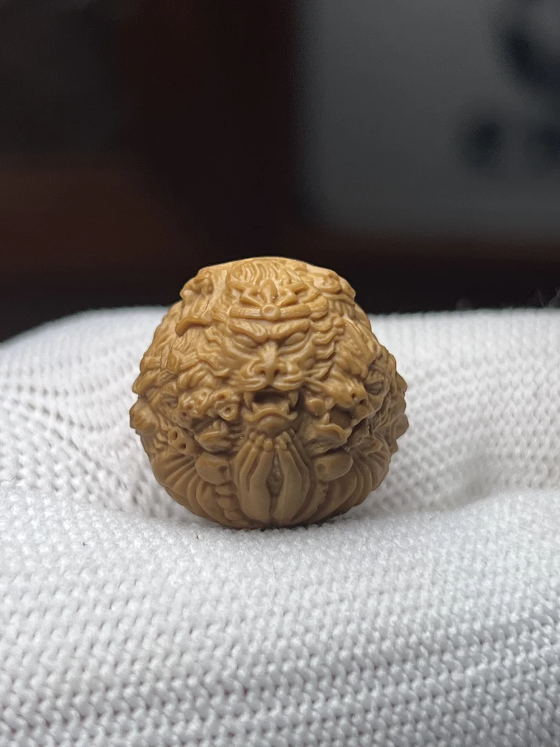 精工18左右新满雕刻九灵元圣猴头核桃(全品有正常封口线)
