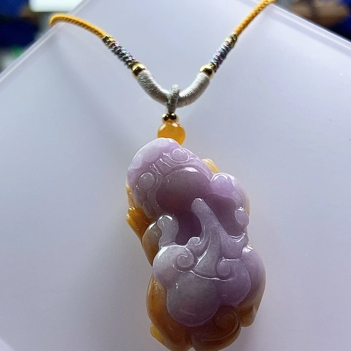 吊坠(赠链)未镶嵌翡翠