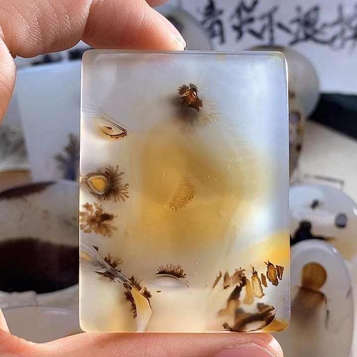 玛瑙/玉髓颈饰未镶嵌