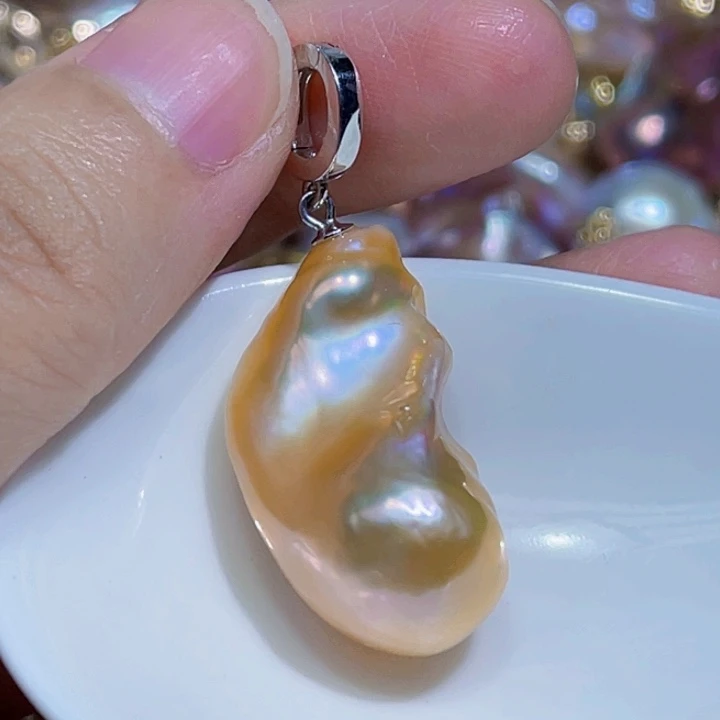 颈饰未镶嵌淡水珍珠