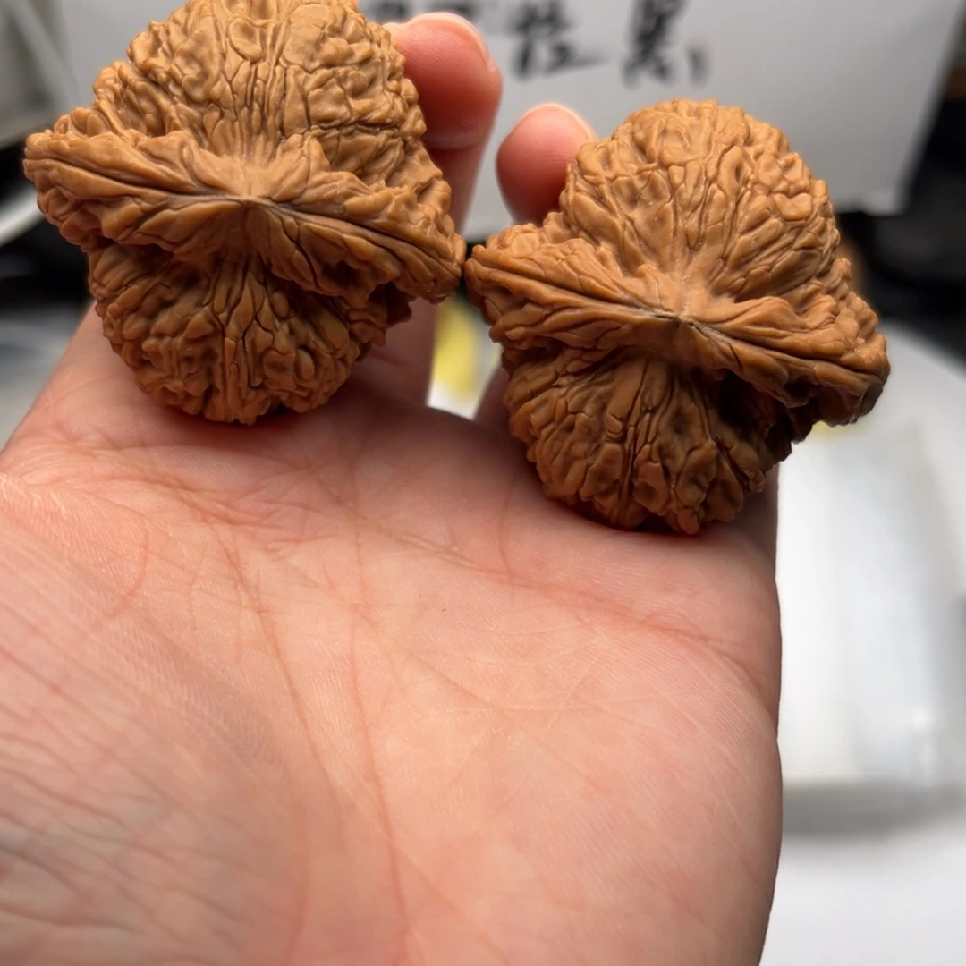 吊坠文玩核桃南疆43