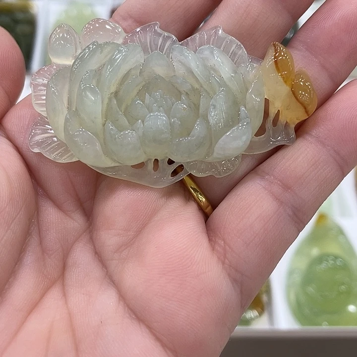 蛇纹石玉合金颈饰