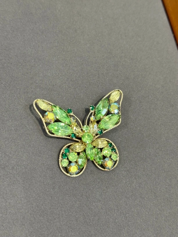 铜合金仿水晶胸针 Vintage 40年代绿色蝴蝶莱茵石胸针