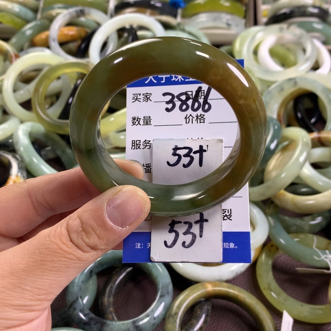 蛇纹石玉未镶嵌手镯3866