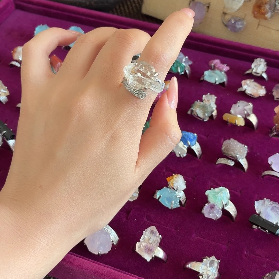 银S925镶嵌水晶戒指