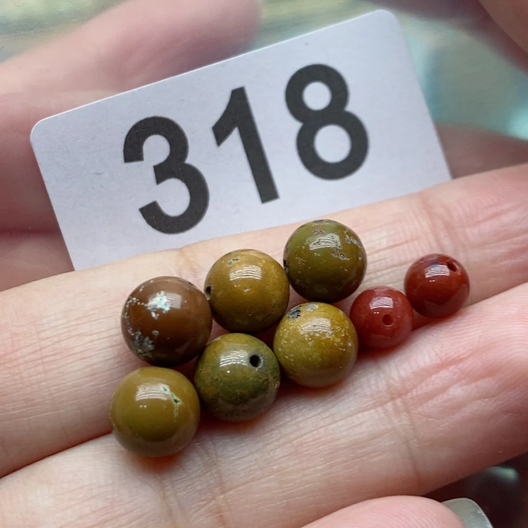 南红玛瑙未镶嵌珠宝奇石