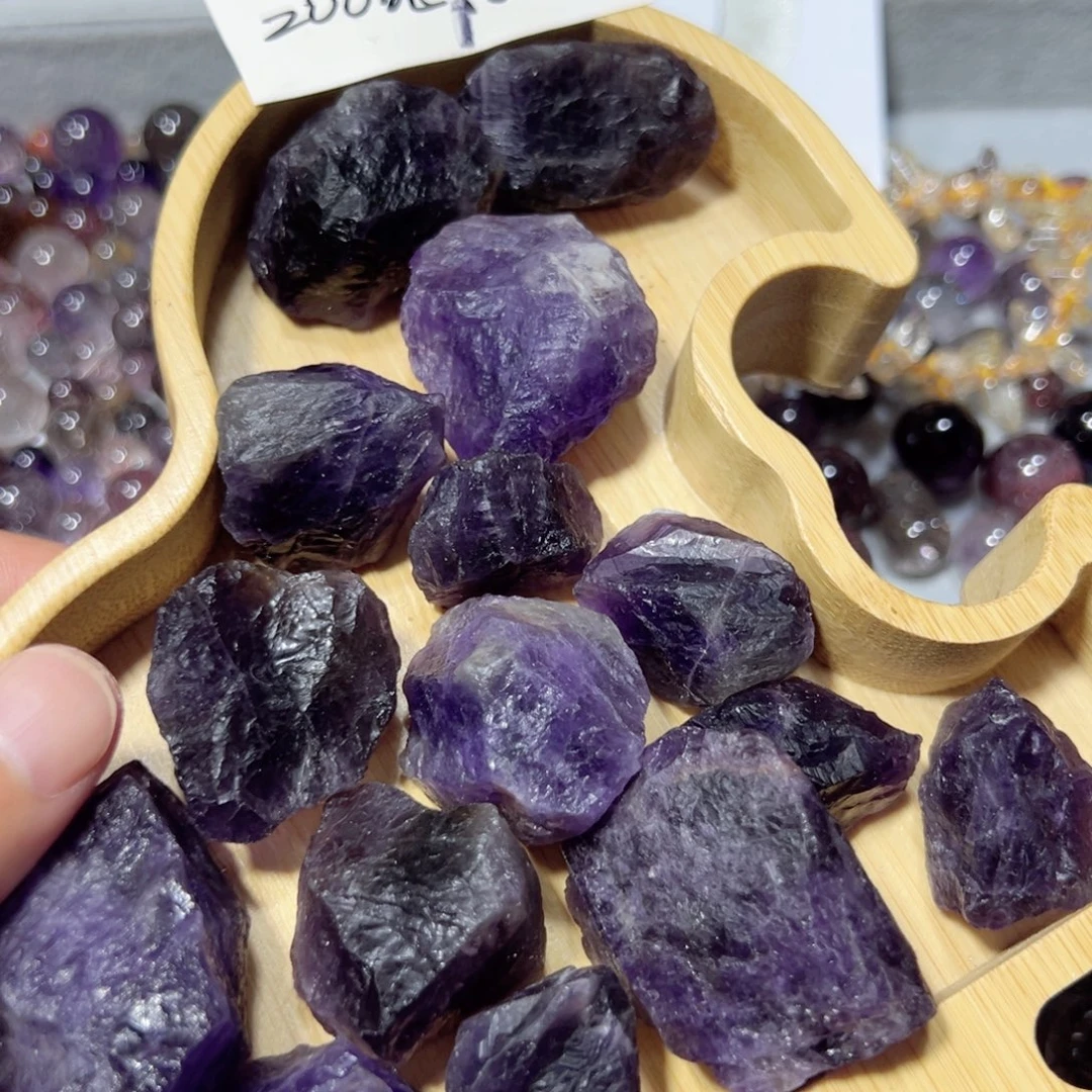 未镶嵌颈饰水晶天然水晶