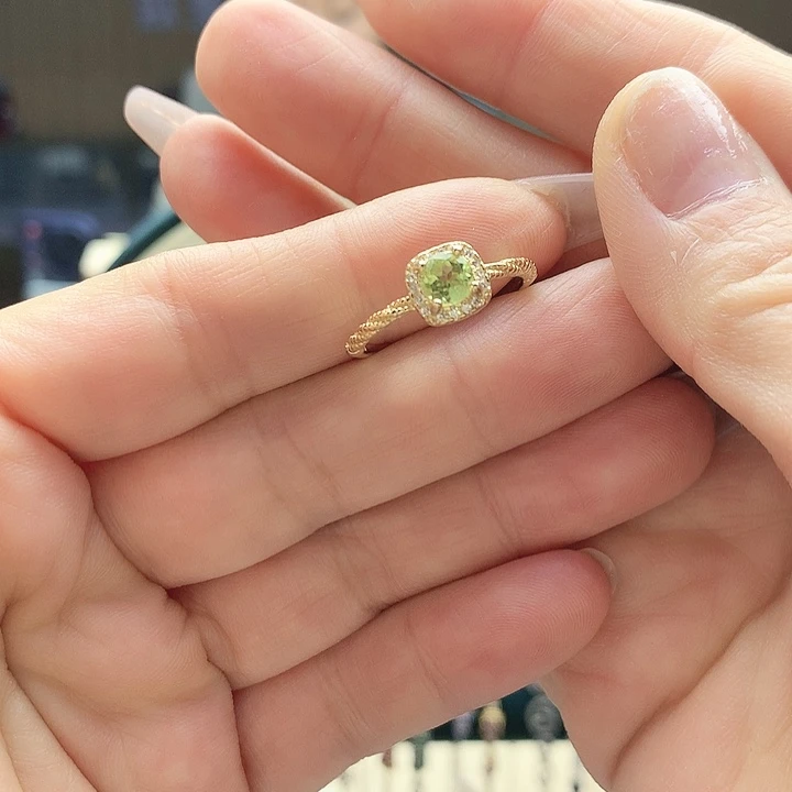 橄榄石戒指银S925镶嵌