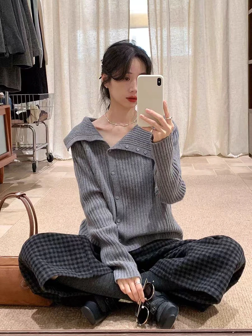 法式大翻领羊毛针织衫气质坑条纽扣开衫外套秋冬女百搭保暖打底衫