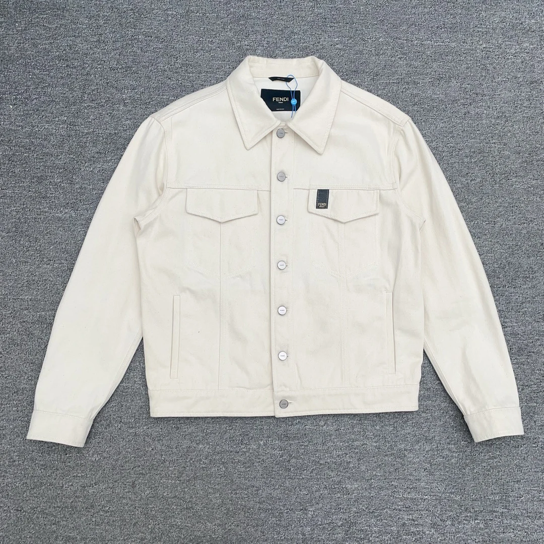 99新 FENDI/芬迪 外套/50码/A0880