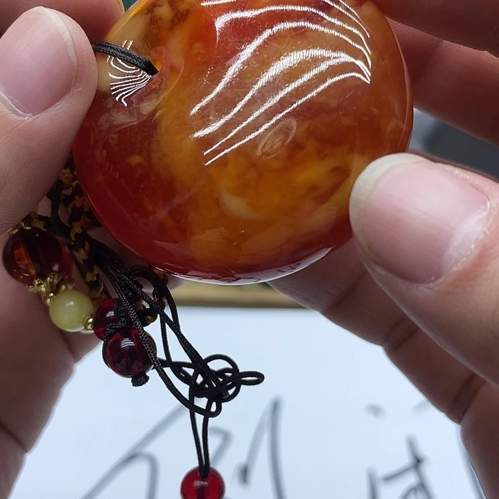 琥珀未镶嵌颈饰185