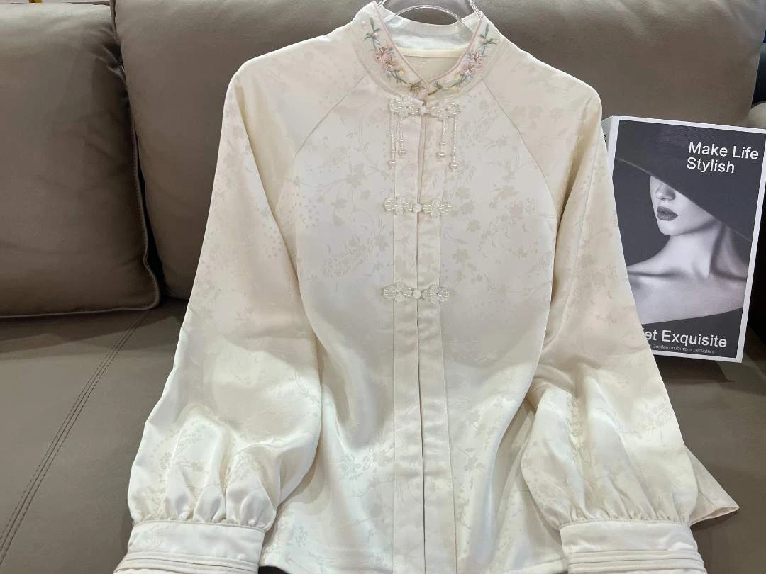 新中式国风立领刺绣流苏对襟新中式上衣日常通勤衬衣秋冬2025新款