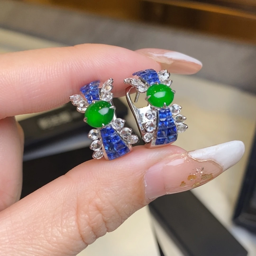 翡翠耳饰18K金镶嵌蛋面