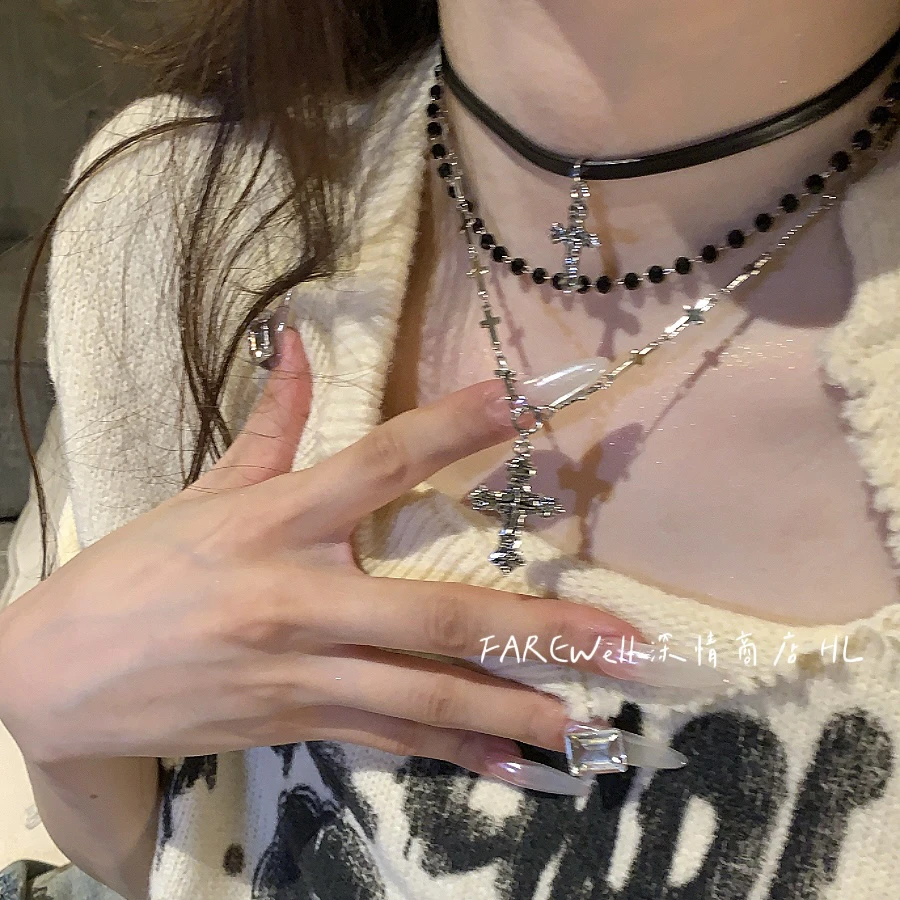 铜合金项链 复古多层十字架串珠项链女暗黑朋克风叠戴锁骨链