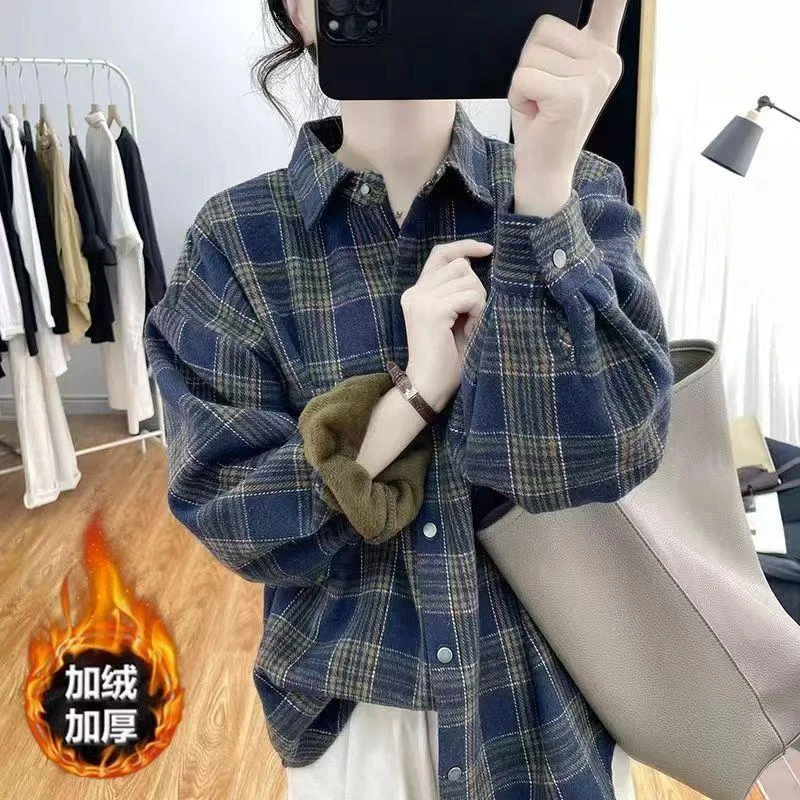 慵懒风加绒加厚格子衬衫女秋冬复古简约休闲宽松翻领保暖衬衣外套