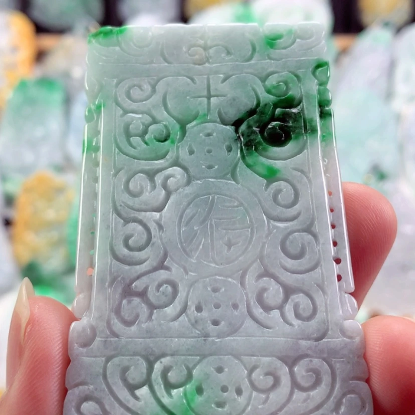 【闪购商品】翡翠吊坠(不含链)未镶嵌