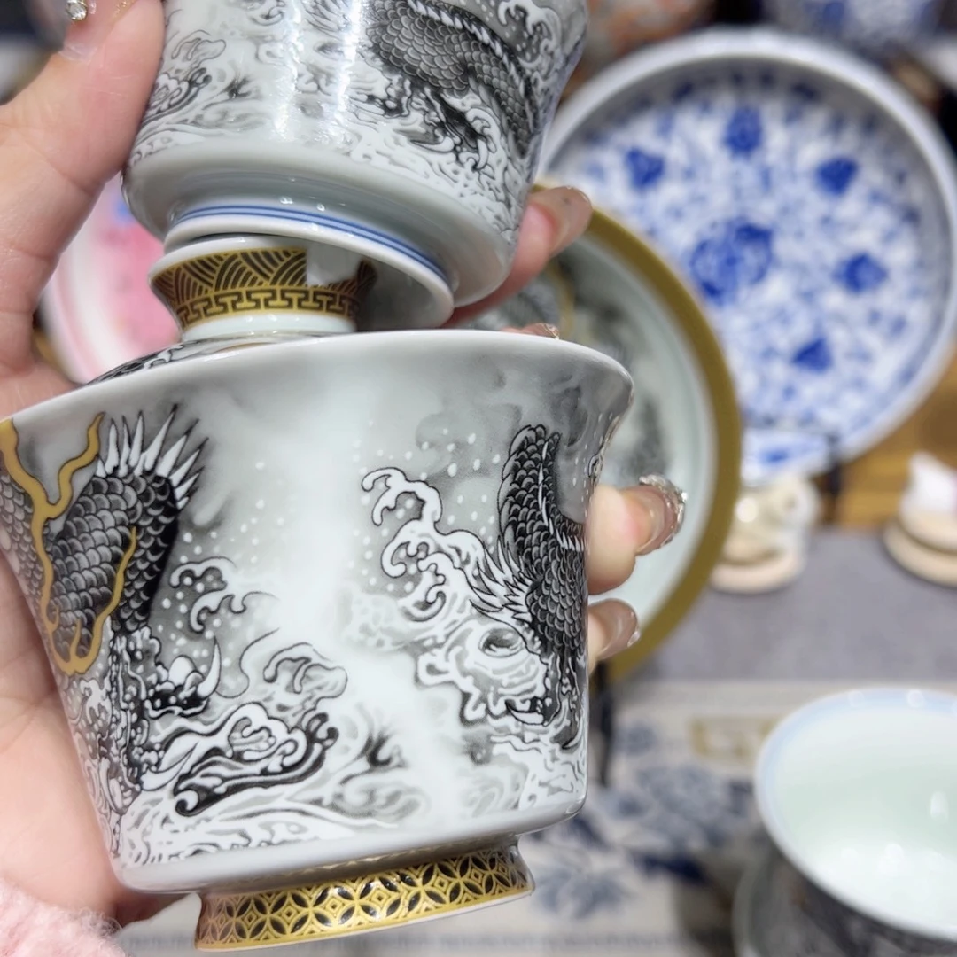 浪***人景德镇陶瓷学院等多家单位建立合作伙伴