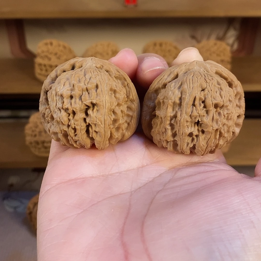 一***郭吊坠文玩核桃42白狮子球白