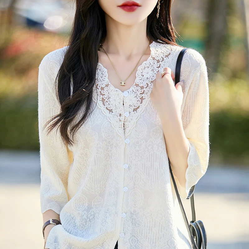 爆款蕾丝镂空针织开衫气质百搭薄款v领开衫高端优雅显瘦镂空短袖