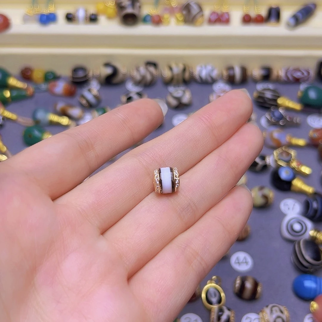 沉***金玛瑙/玉髓单珠未镶嵌