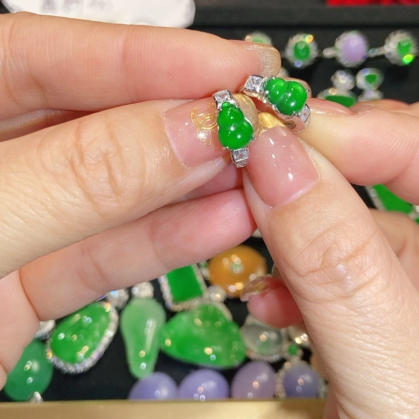【闪购商品】翡翠未镶嵌耳饰天然翡翠