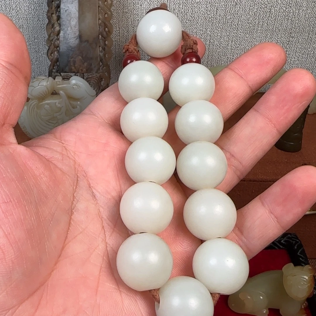 仔***仔非常精美的脖挂件